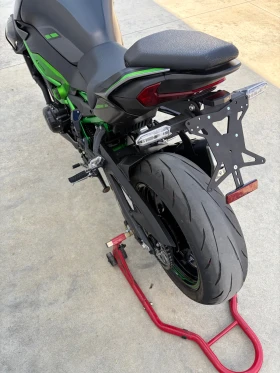 Kawasaki Z 900 2025, снимка 8