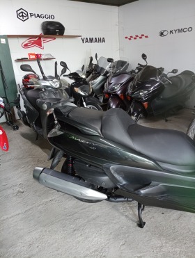 Yamaha Majesty 400i facelift , снимка 10 - Мотоциклети и мототехника - 45885675