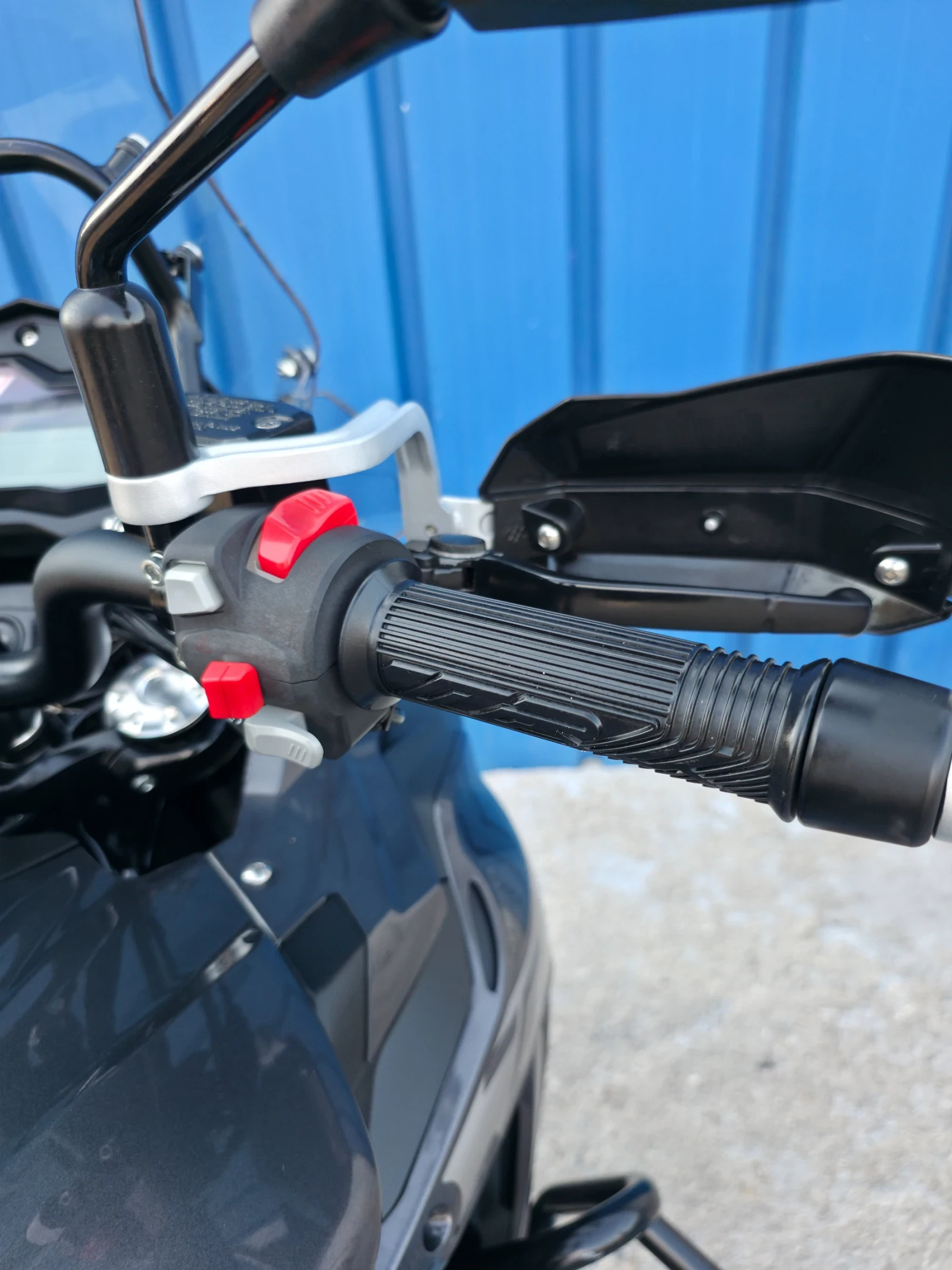 Benelli TRK 502, снимка 9 - Мотоциклети и мототехника - 55785420