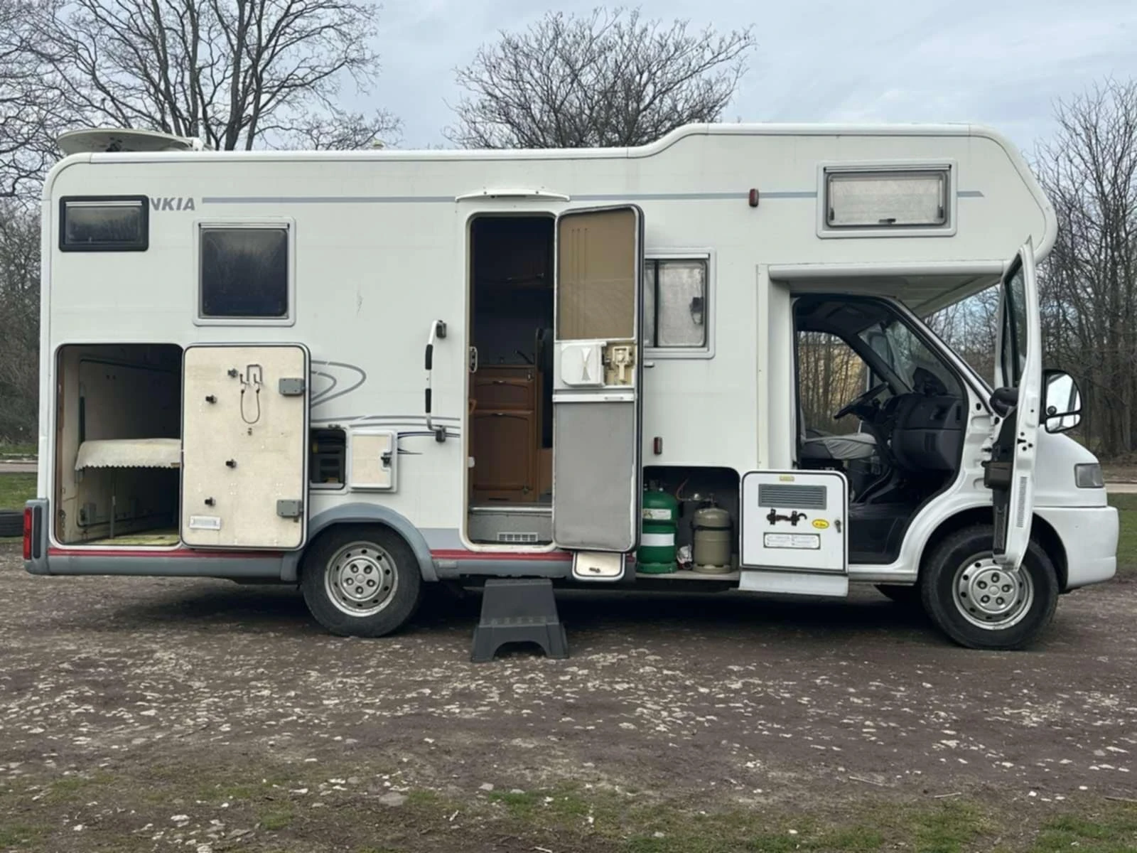 Кемпер Fiat Ducato Frankia A650 2002 class Holiday - изображение 2