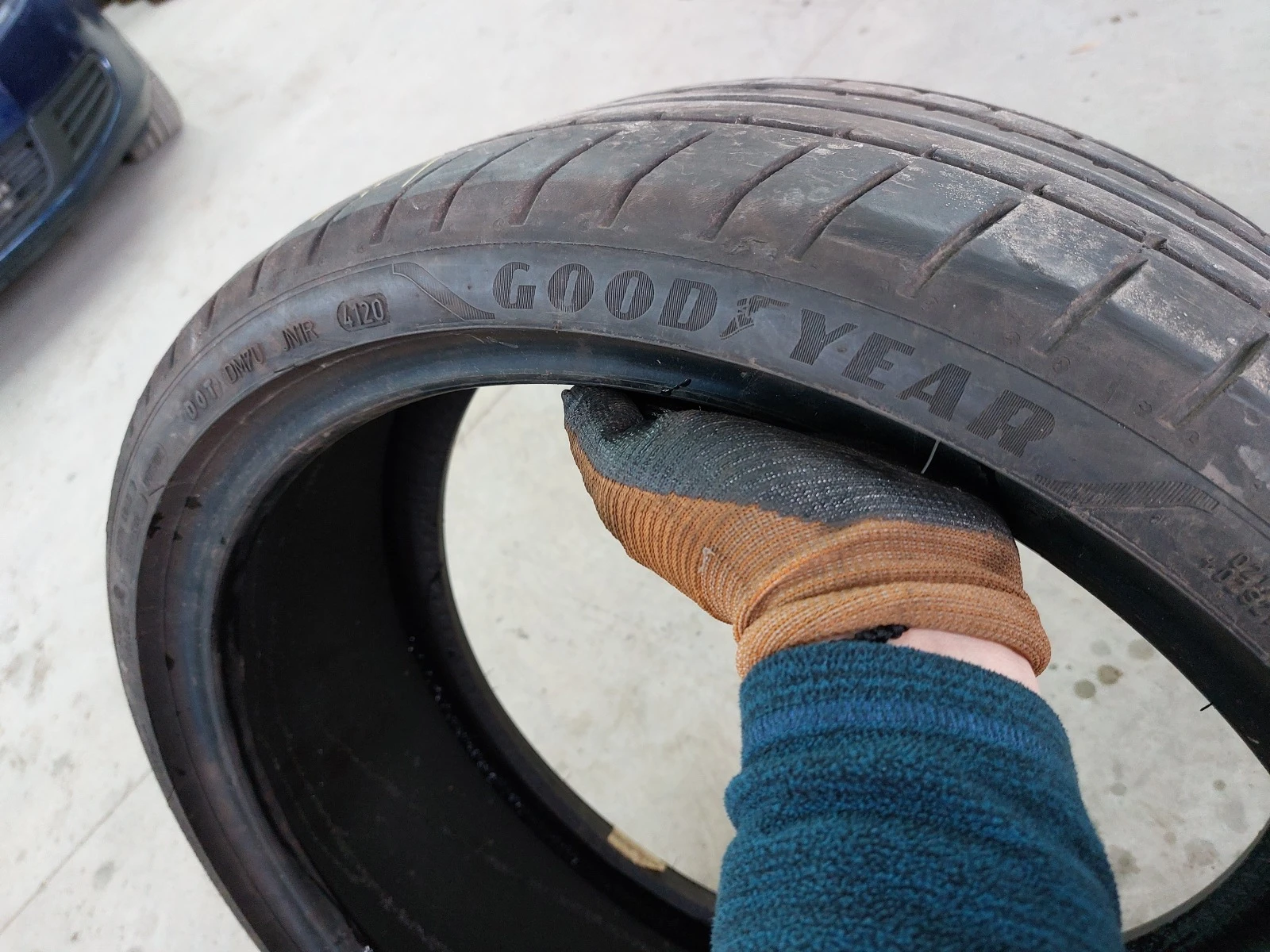 ���� 245/35R20 | Mobile.bg � ����������� 4