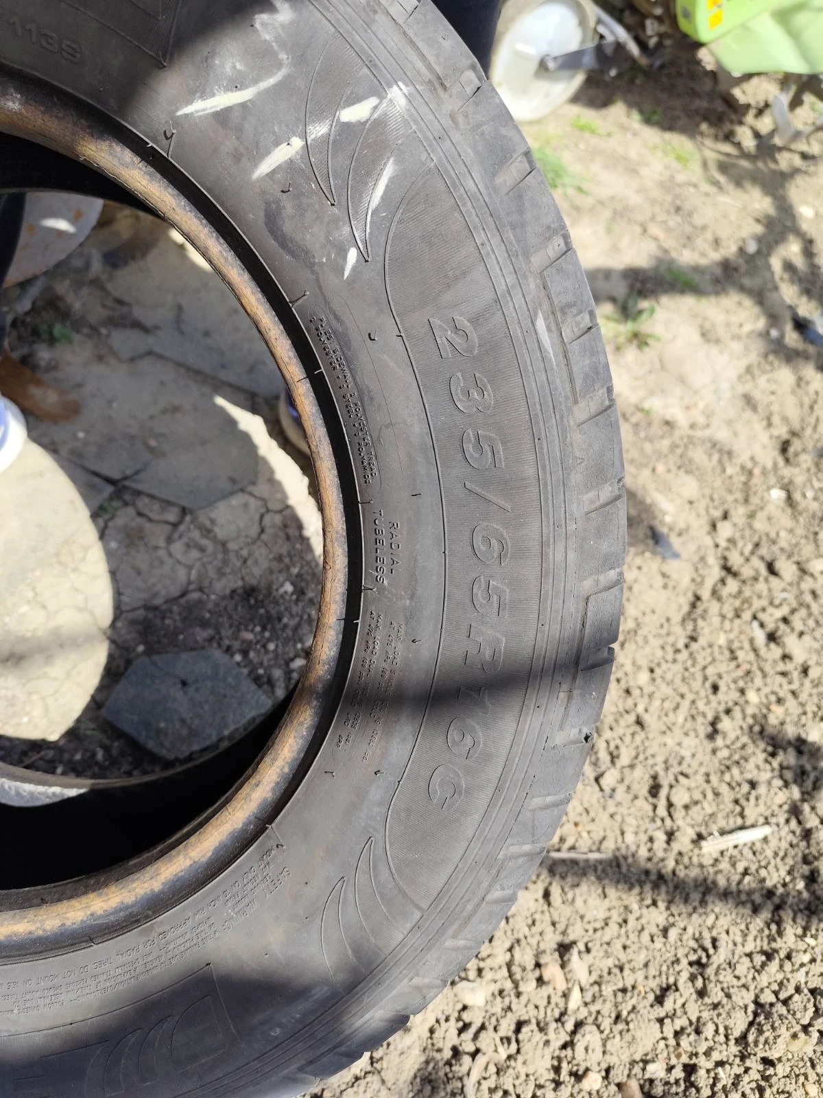 Гуми Летни 235/65R16, снимка 7 - Гуми и джанти - 54219262