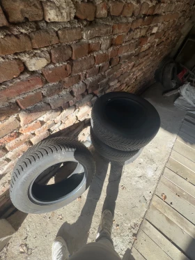 Гуми Зимни 225/55R16