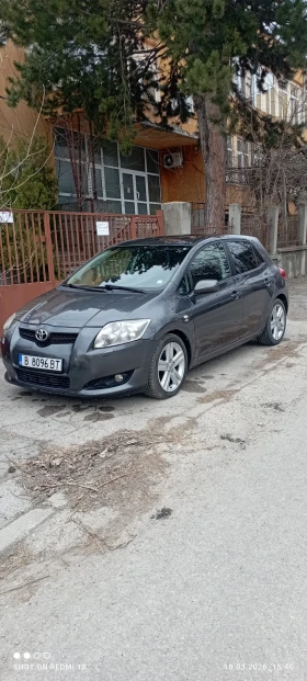 Toyota Auris, снимка 1