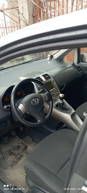 Toyota Auris, снимка 5