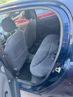 Toyota Yaris 1.3, снимка 10