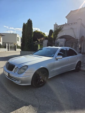  Mercedes-Benz E 270