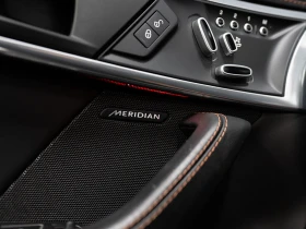 Jaguar F-Type R * AWD * MERIDIAN * CAMERA * NAVI * LED, снимка 13 - Автомобили и джипове - 53682420