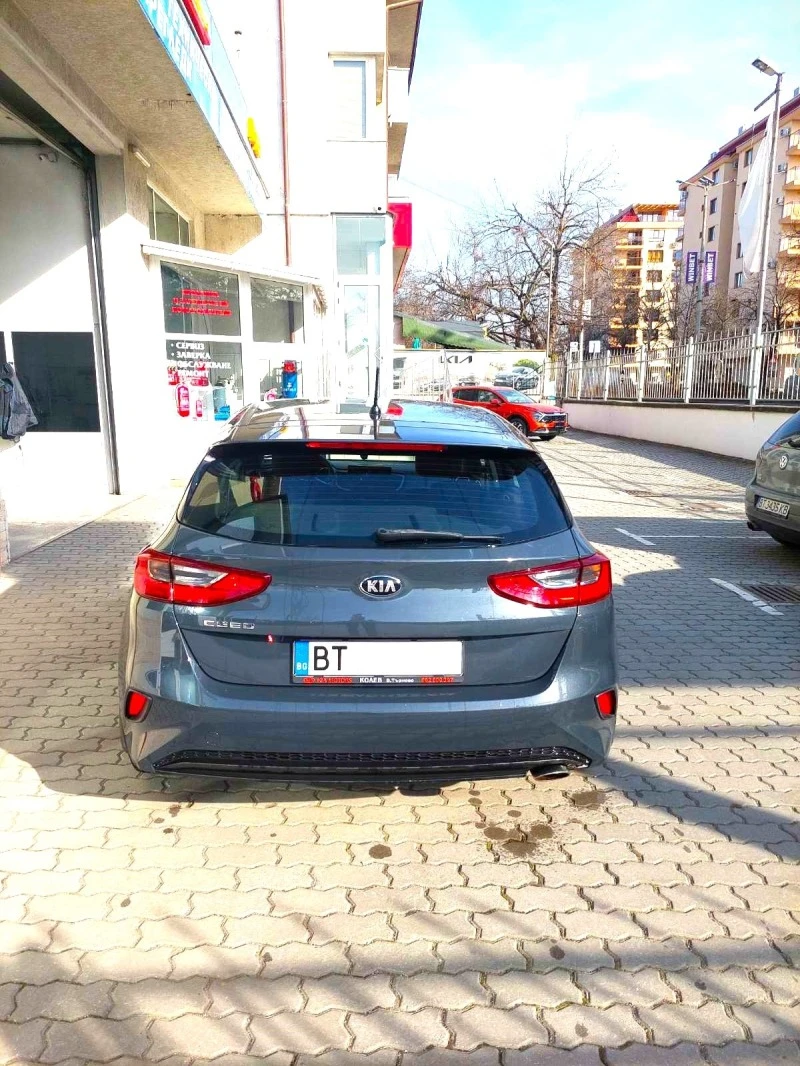 Kia Ceed 1.4 T-GDI, снимка 6 - Автомобили и джипове - 47522427