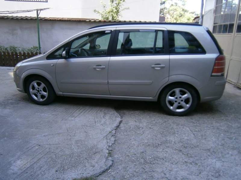 Opel Zafira, снимка 5 - Автомобили и джипове - 46155768