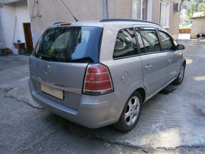 Opel Zafira, снимка 6 - Автомобили и джипове - 46155768