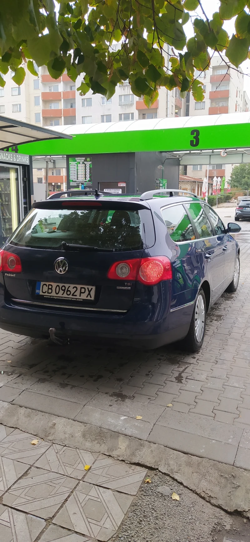 VW Passat 1.4tsi, снимка 3 - Автомобили и джипове - 46789194