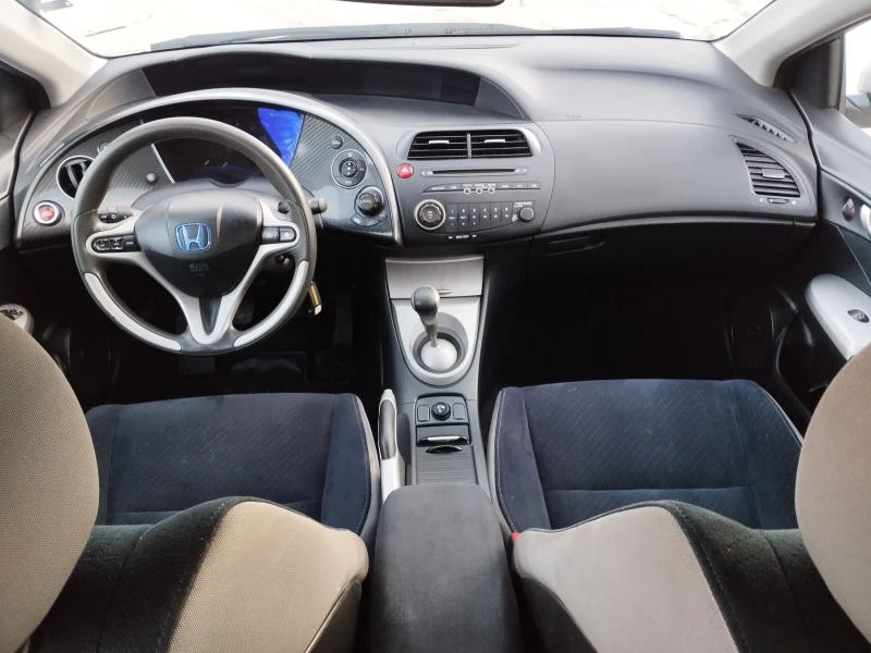 Honda Civic 1.4i ОБСЛУЖЕНА , снимка 9 - Автомобили и джипове - 47390673