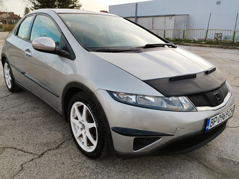 Honda Civic 1.4i ОБСЛУЖЕНА , снимка 3 - Автомобили и джипове - 47390673