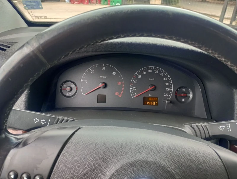 Opel Vectra 2.0, снимка 6 - Автомобили и джипове - 47356477