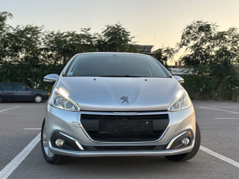 Peugeot 208 1.6 HDi Facelift EURO6 Камера Style Navi, снимка 5 - Автомобили и джипове - 47744063