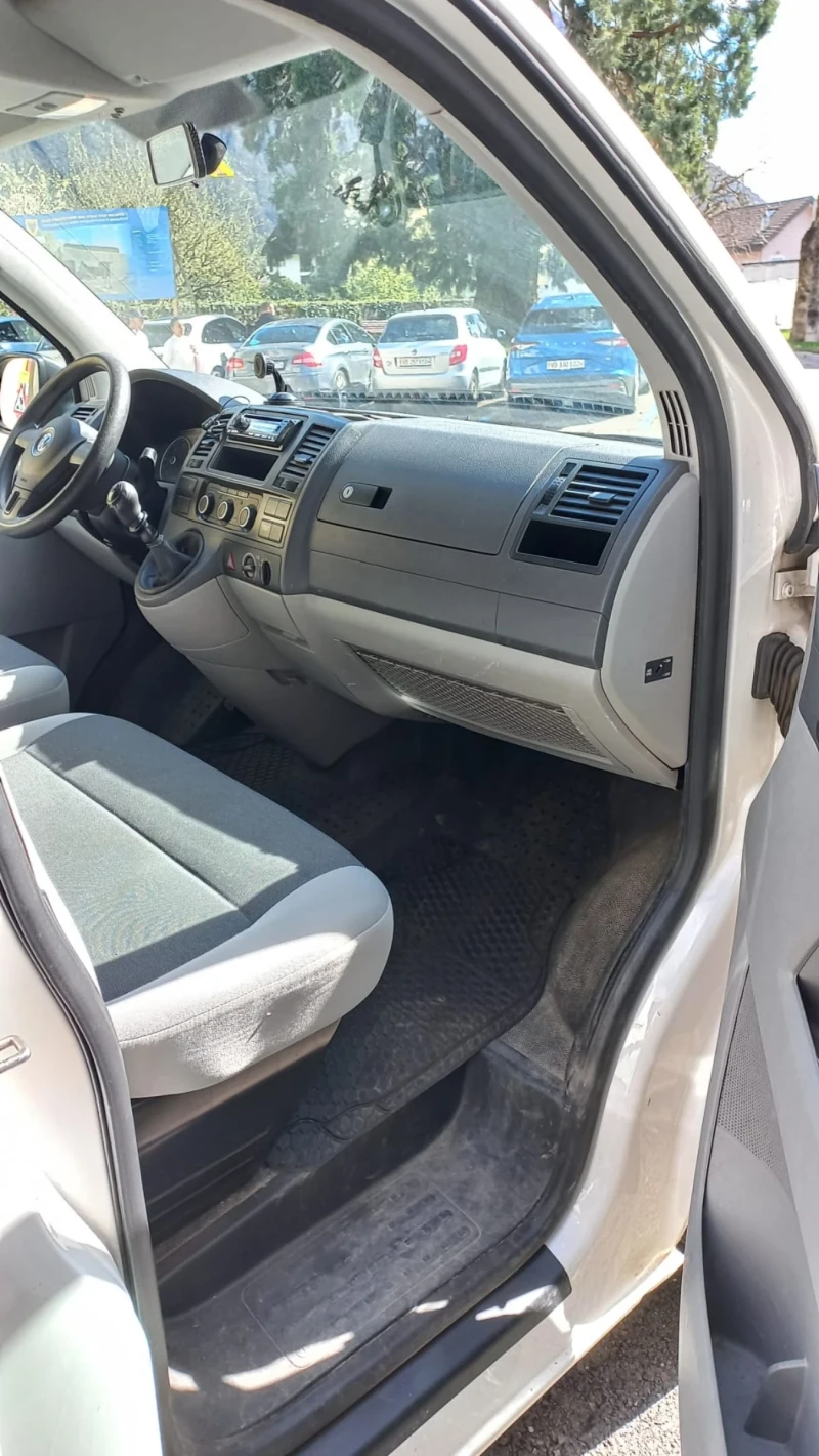 VW Multivan T5 8+ 1 2, 0 TDI 102HP, снимка 5 - Автомобили и джипове - 47407286