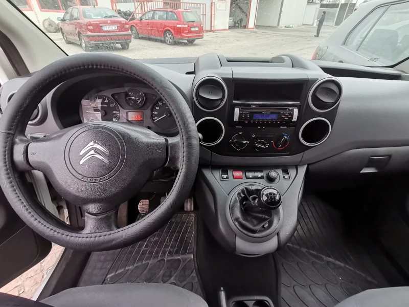 Citroen Berlingo 1.6hdi 90hp maxi, снимка 10 - Автомобили и джипове - 47967040