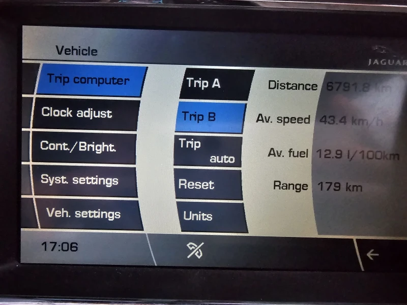 Jaguar Xf, снимка 12 - Автомобили и джипове - 48557979