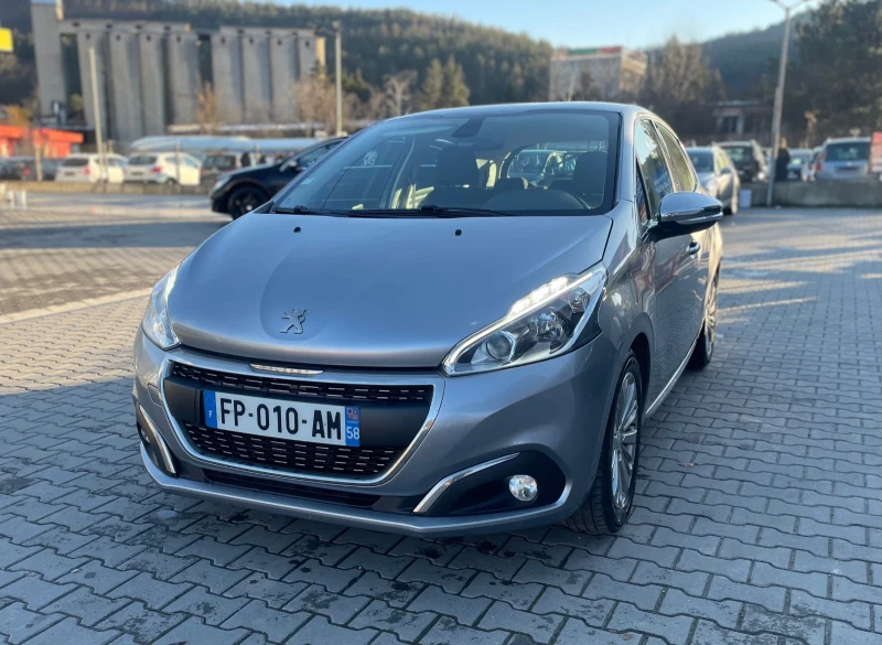 Peugeot 208 1.5 HDI, снимка 1 - Автомобили и джипове - 48575902