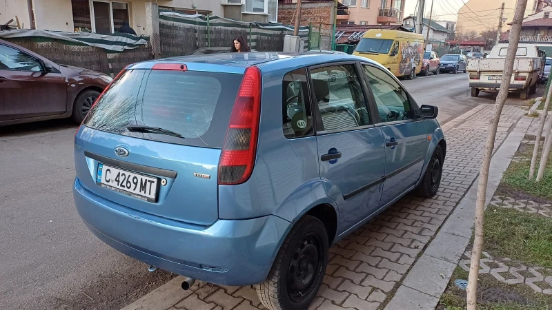 Ford Fiesta, снимка 4 - Автомобили и джипове - 48871864