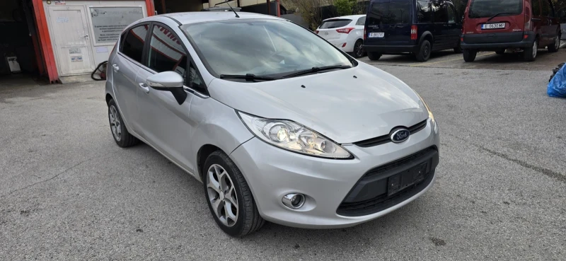 Ford Fiesta 1.4 i-LPG, снимка 6 - Автомобили и джипове - 49506795