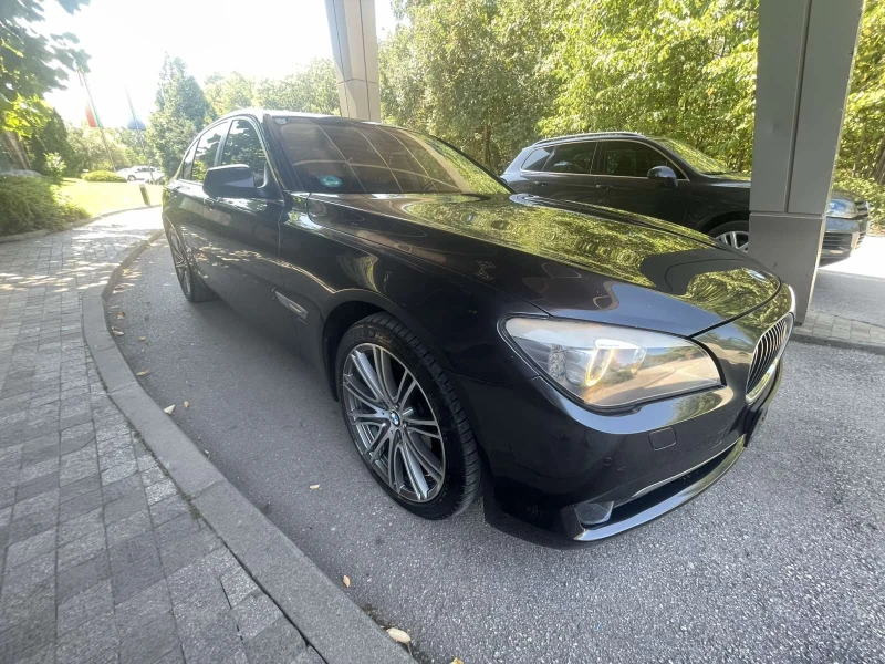 BMW 730 МАСАЖ * DISTR* HEAD UP * Keyless * БАРТЕР * ЛИЗИНГ, снимка 3 - Автомобили и джипове - 51229877
