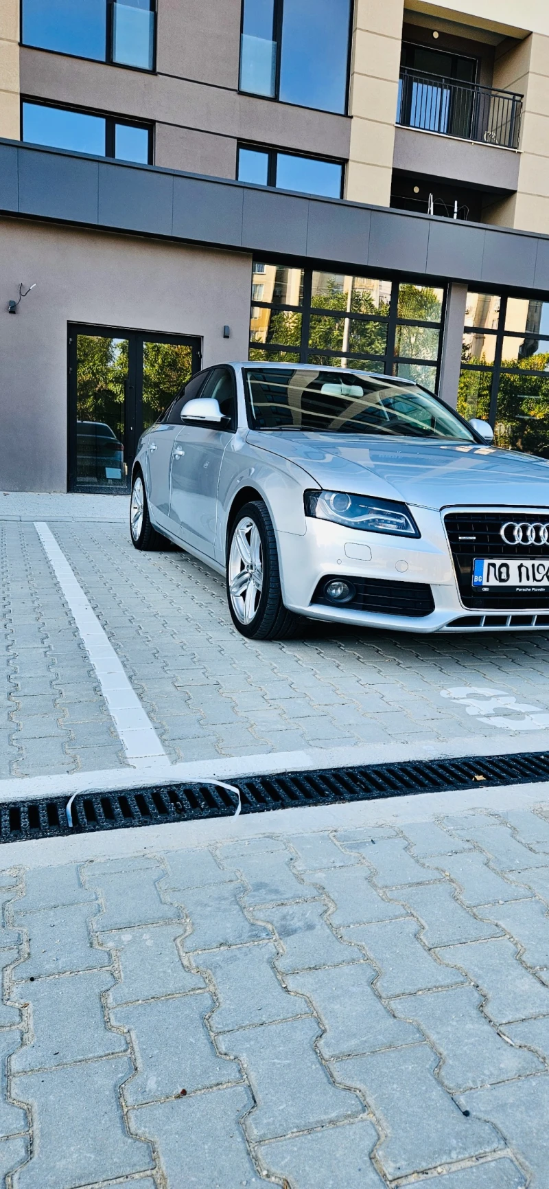 Audi A4 B8, снимка 3 - Автомобили и джипове - 51584146