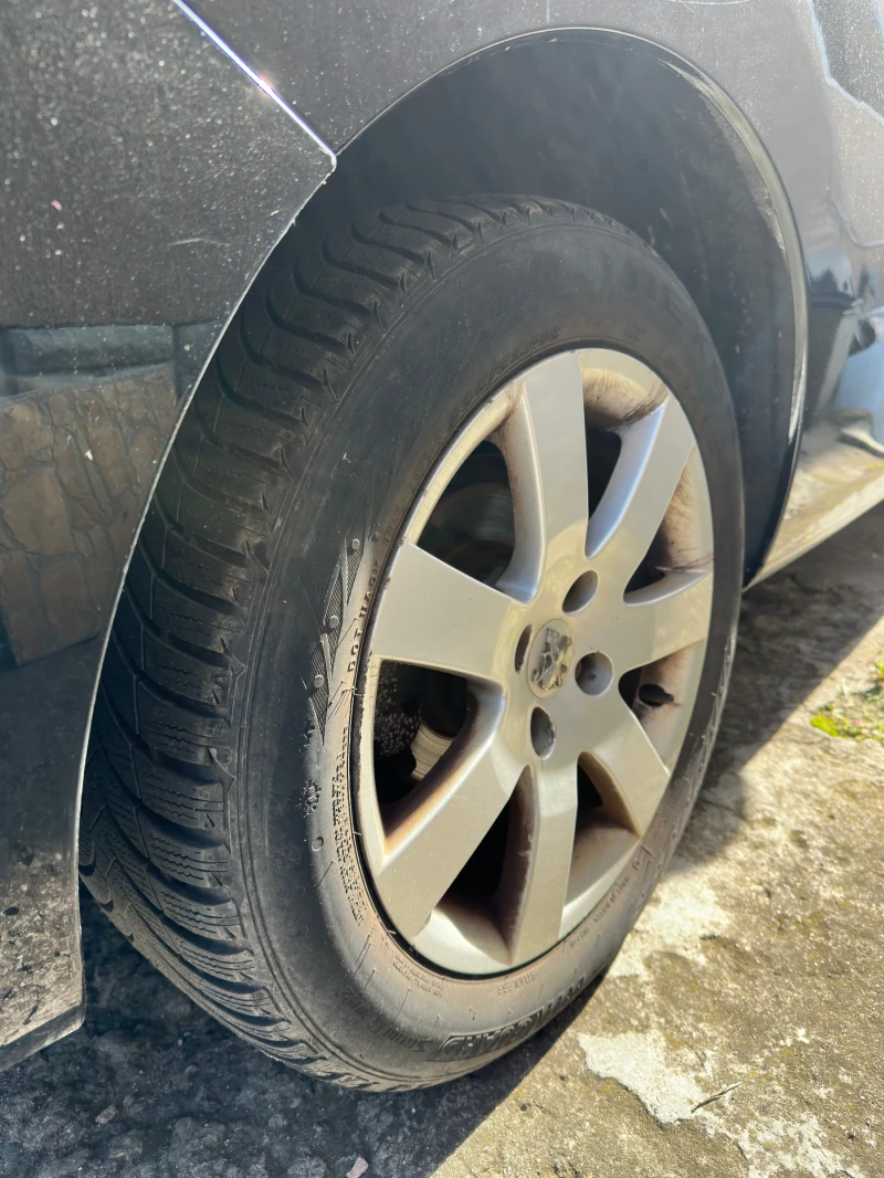 Peugeot 308 cc 1.6 HDI, снимка 13 - Автомобили и джипове - 52489094