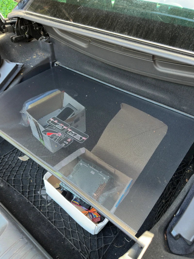 Peugeot 308 cc 1.6 HDI, снимка 8 - Автомобили и джипове - 52489094