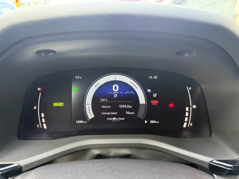 Toyota Camry 2.5 SE HYBRID AWD, снимка 17 - Автомобили и джипове - 52337220