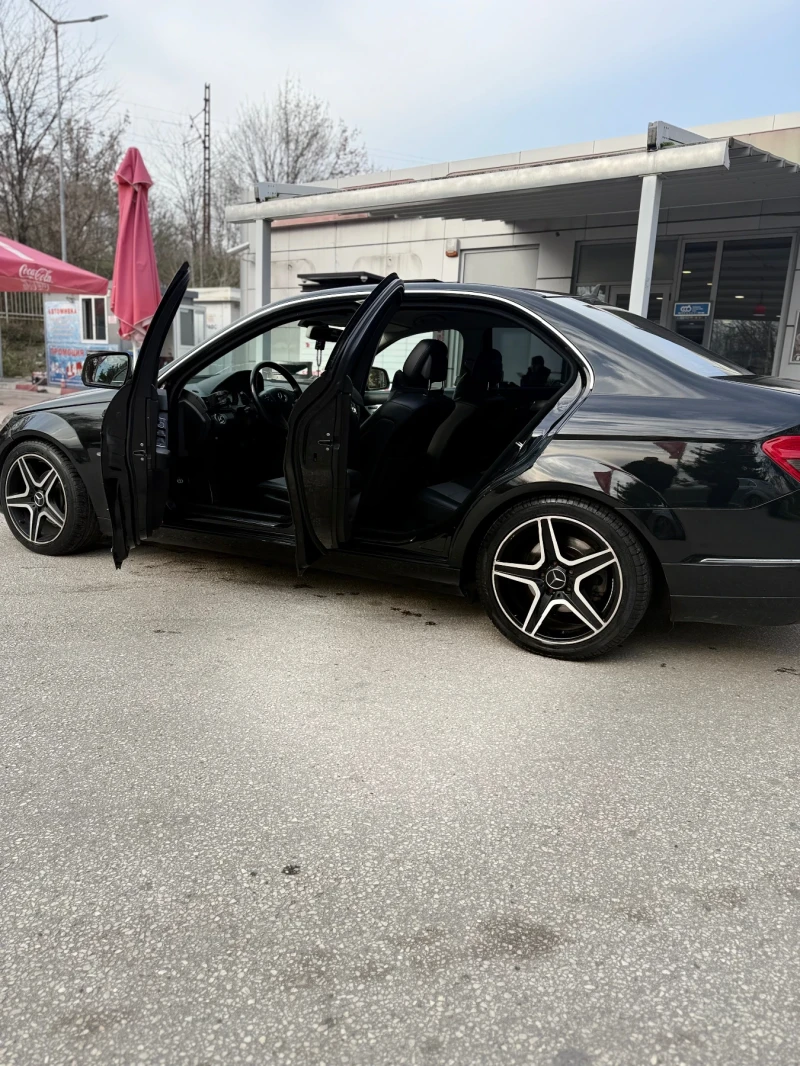 Mercedes-Benz C 220 Mercedes W204 C220 CDI AMG пакет, снимка 6 - Автомобили и джипове - 52715629