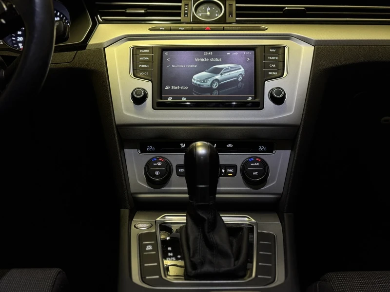 VW Passat 2.0 TDI АВТОМАТ НОВ ВНОС , снимка 10 - Автомобили и джипове - 53201705