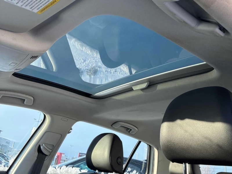 VW Golf * 5 door Manual * CARFAX * ЦЕНА ДО БГ, снимка 12 - Автомобили и джипове - 53214664