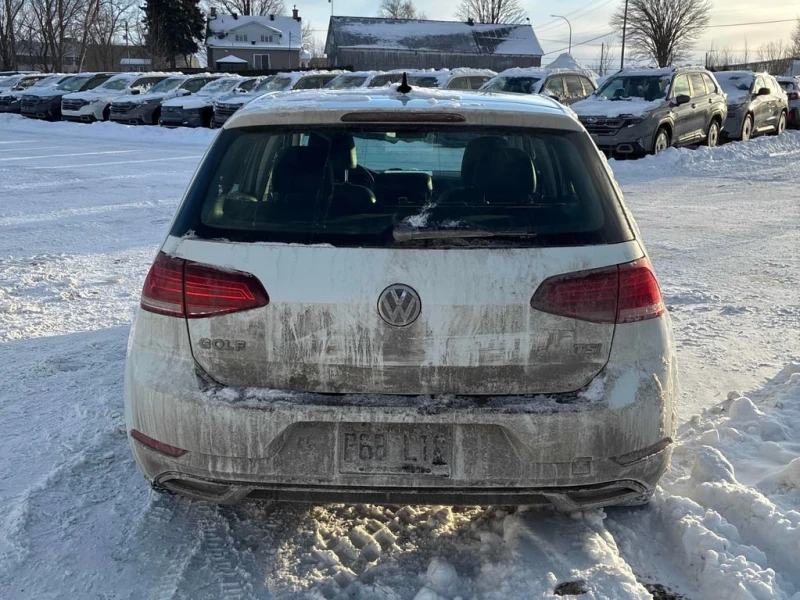 VW Golf * 5 door Manual * CARFAX * ЦЕНА ДО БГ, снимка 4 - Автомобили и джипове - 53214664