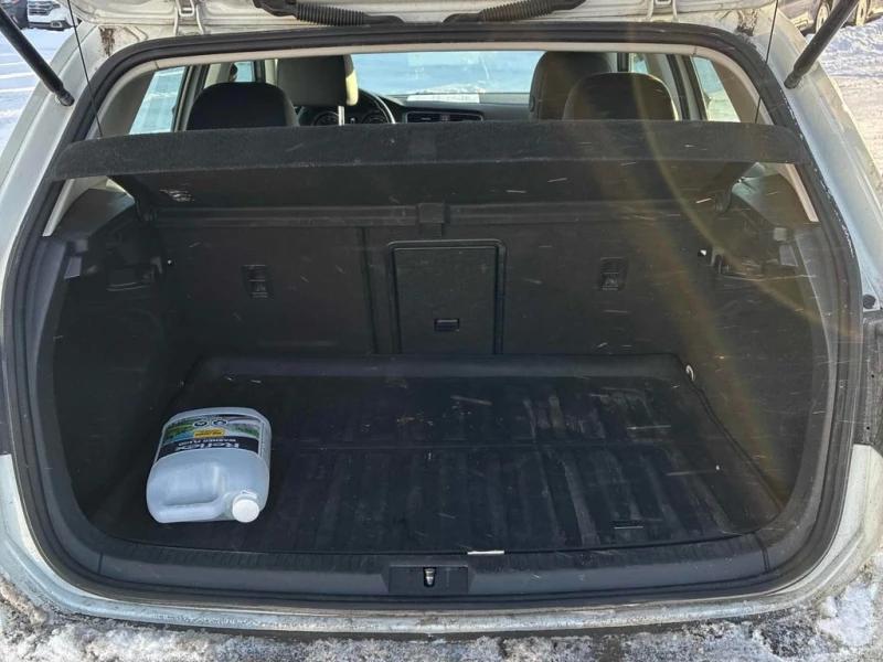 VW Golf * 5 door Manual * CARFAX * ЦЕНА ДО БГ, снимка 15 - Автомобили и джипове - 53214664