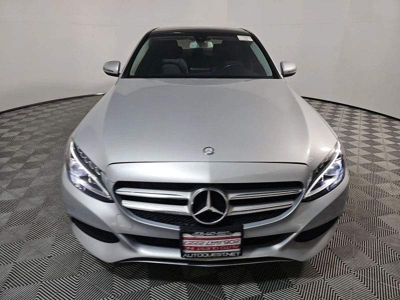 Mercedes-Benz C 300, снимка 2 - Автомобили и джипове - 53439321