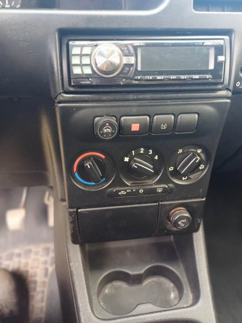 Opel Zafira 1.8, снимка 7 - Автомобили и джипове - 53527180