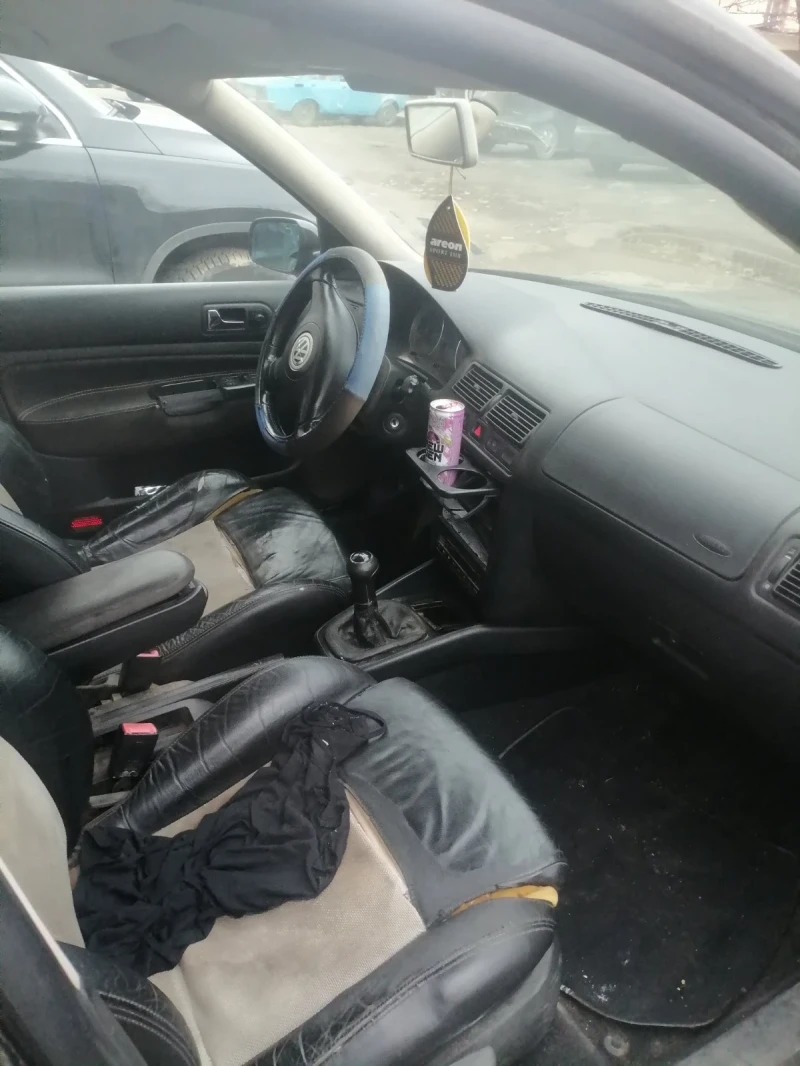 VW Golf 4. 1.9 TDI, снимка 4 - Автомобили и джипове - 53556859