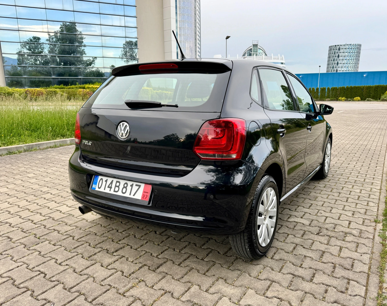 VW Polo 1.4i Перфектна ! - изображение 5