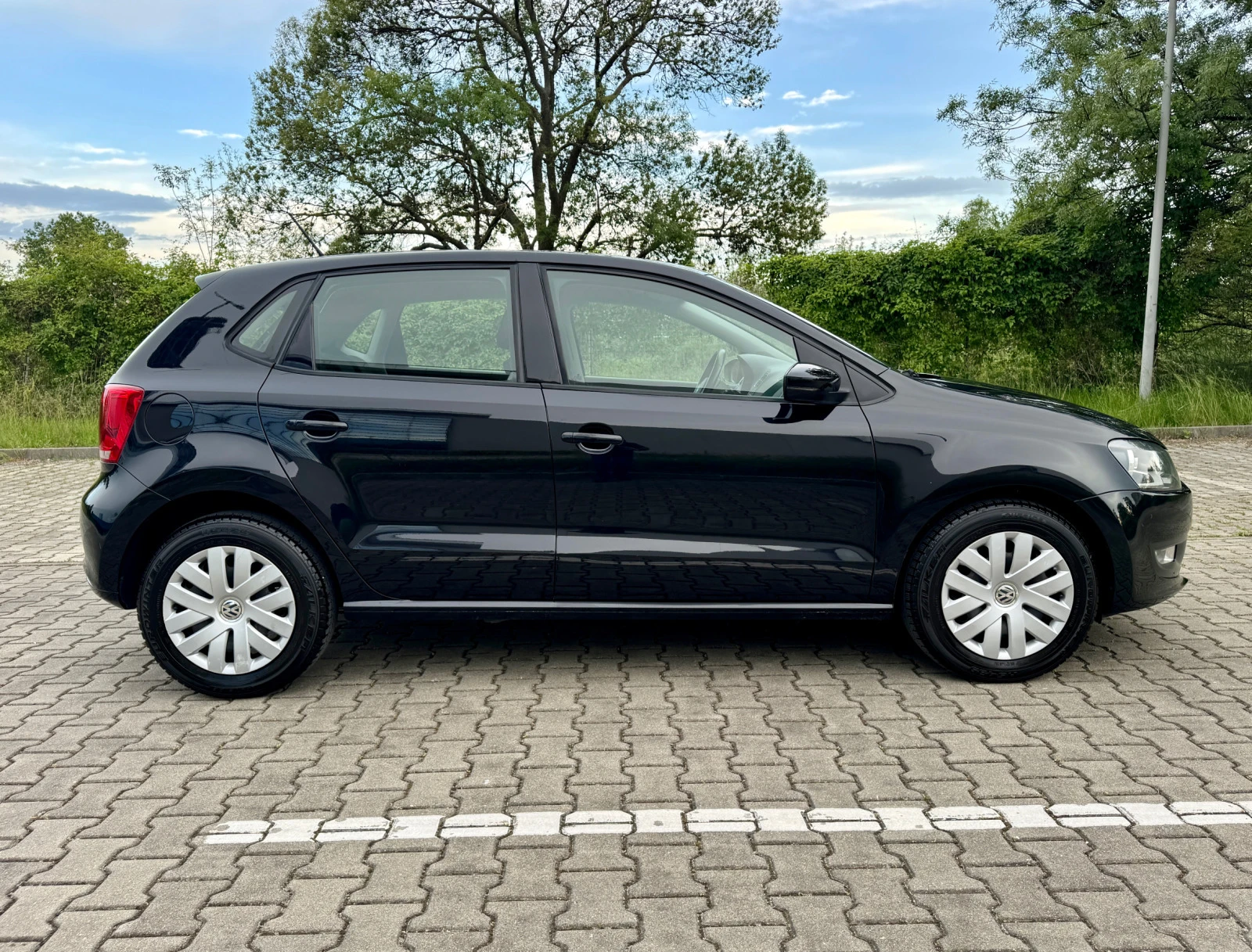 VW Polo 1.4i Перфектна ! - изображение 6