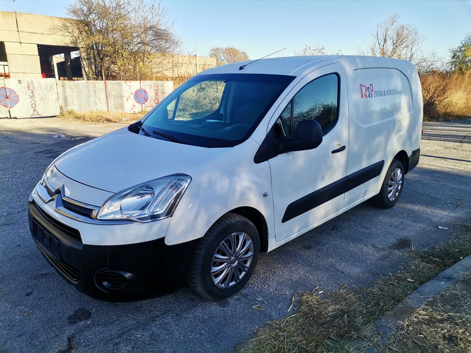 Citroen Berlingo 1.6hdi 90hp maxi - изображение 8