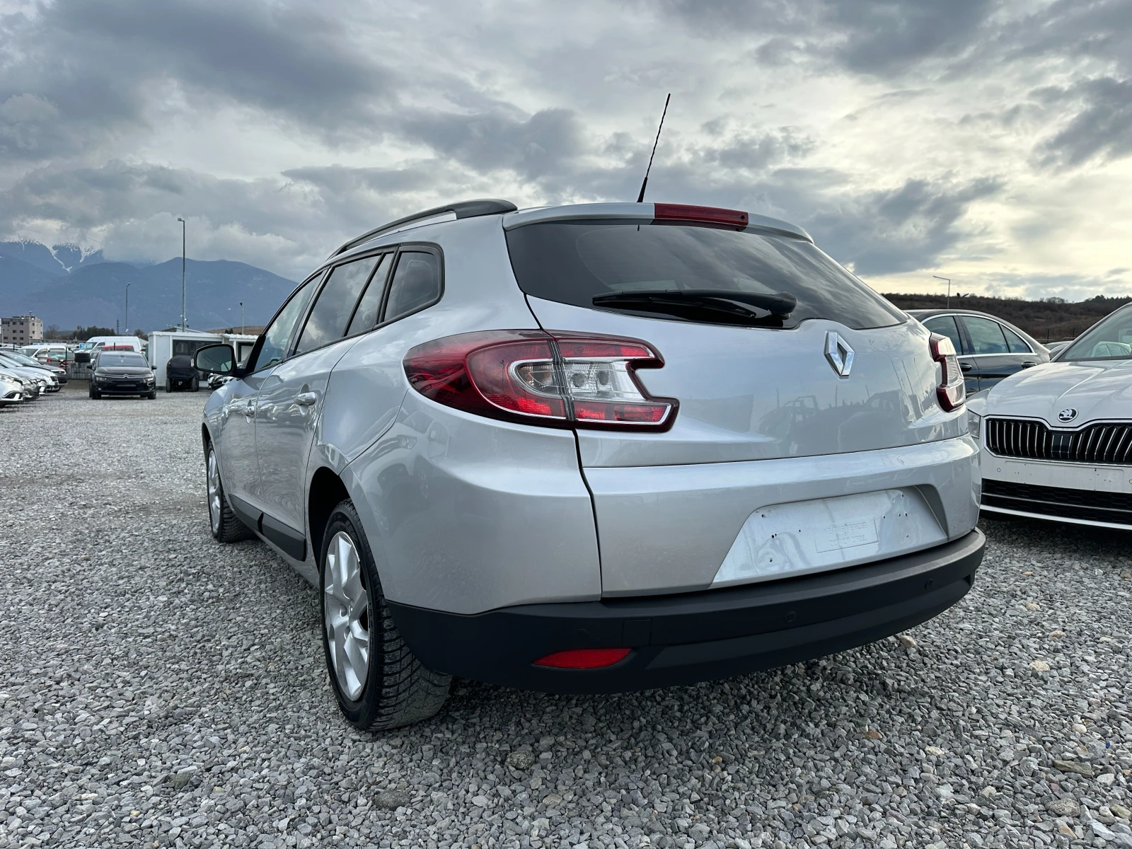 Renault Megane 1.5dCi 110 E5A - изображение 2