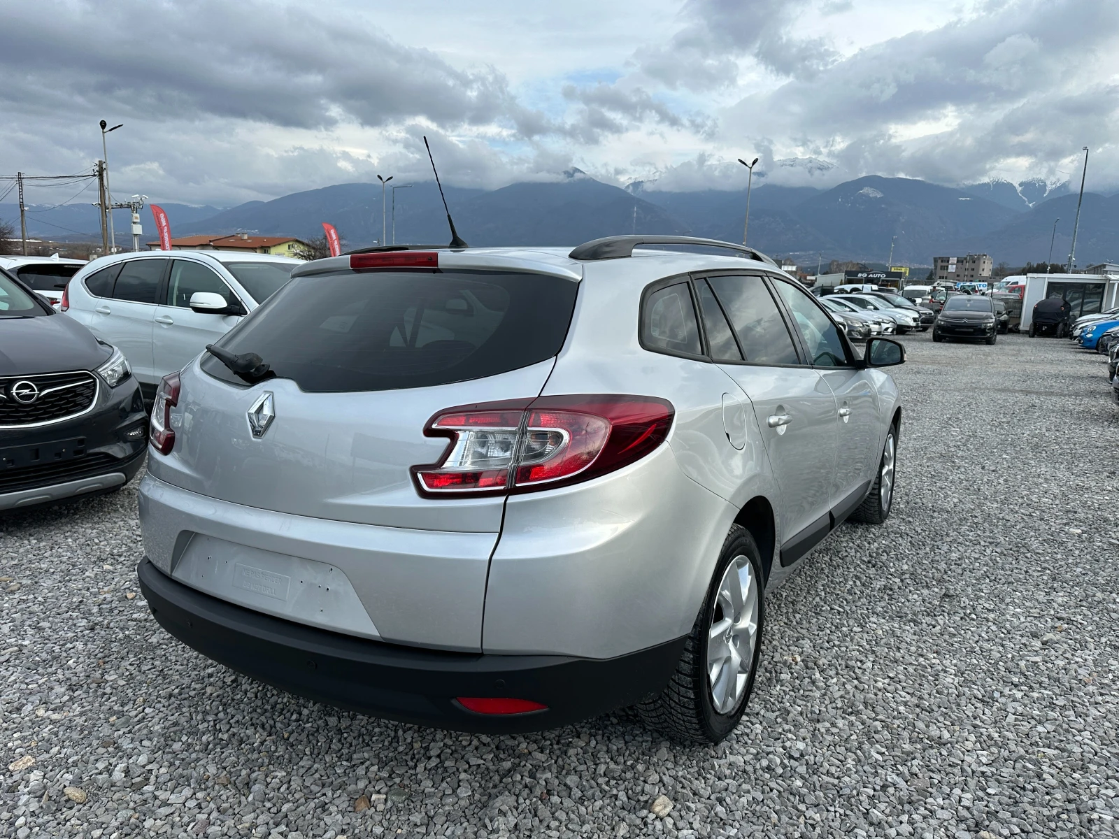 Renault Megane 1.5dCi 110 E5A - изображение 3