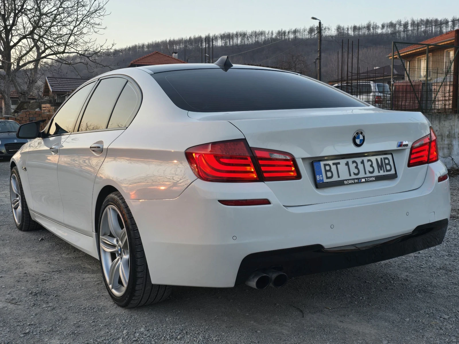 BMW 520 D 184 К.С. АВТОМАТ / М-ПАКЕТ / НАПЪЛНО ОБСЛУЖЕН  - изображение 3