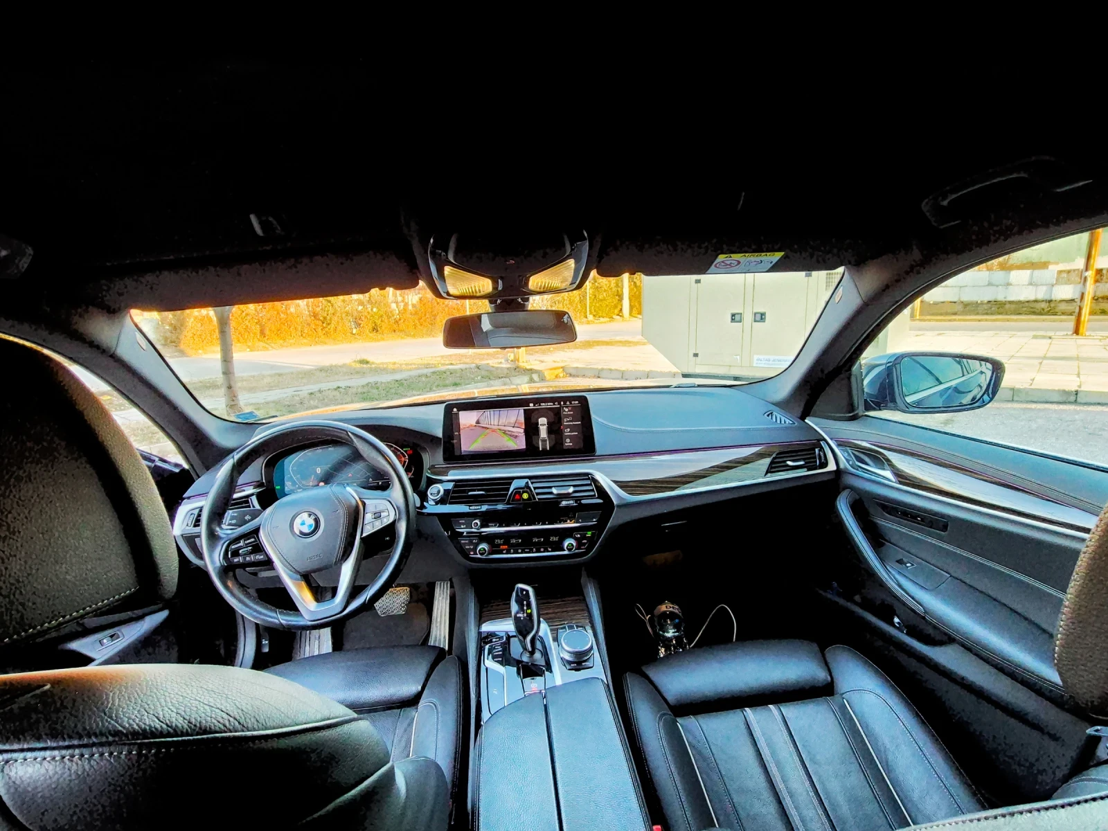 BMW 520  G31 LCI АДАПТИВ ЛЕД, КОМФОРТ, ФЕЙС .ЦЕНА С ДДС - изображение 7
