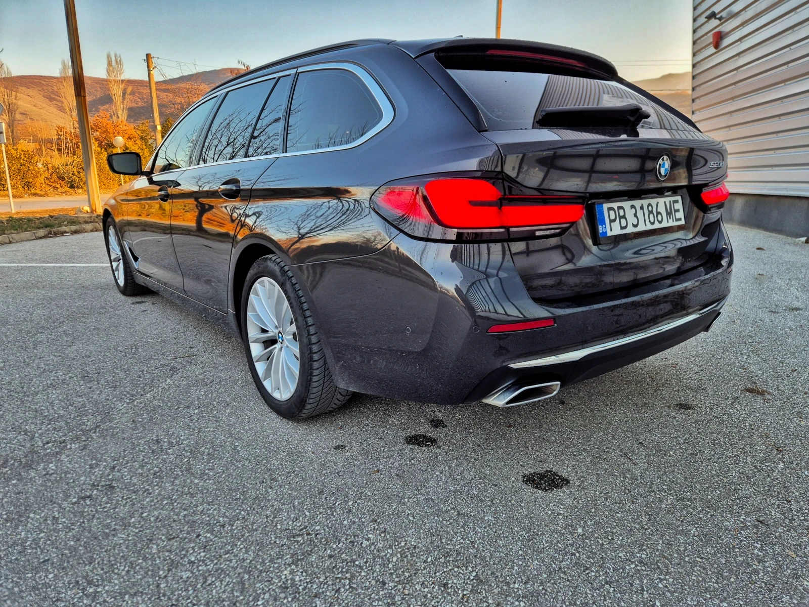 BMW 520  G31 LCI АДАПТИВ ЛЕД, КОМФОРТ, ФЕЙС .ЦЕНА С ДДС - изображение 6