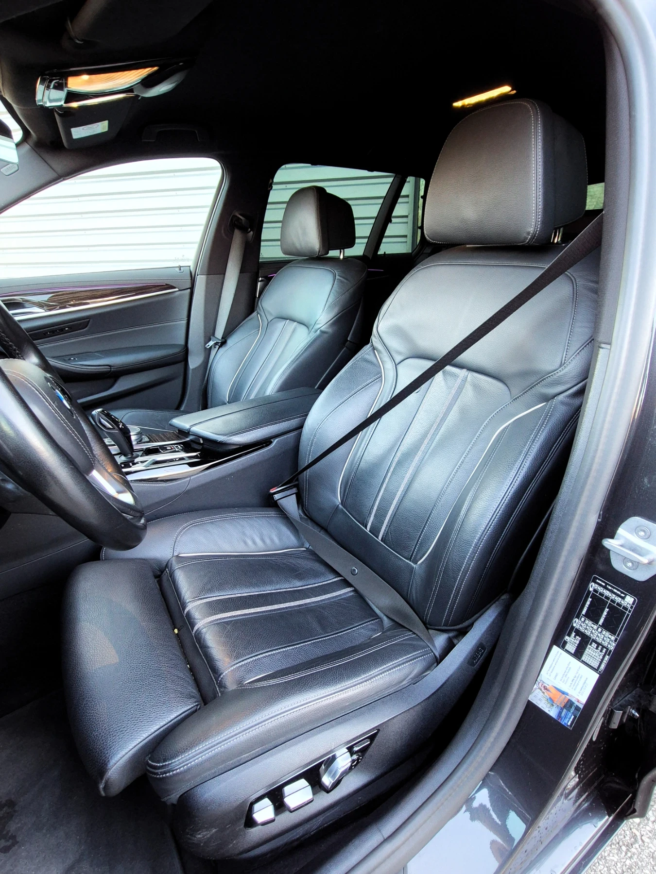 BMW 520  G31 LCI АДАПТИВ ЛЕД, КОМФОРТ, ФЕЙС .ЦЕНА С ДДС - изображение 8