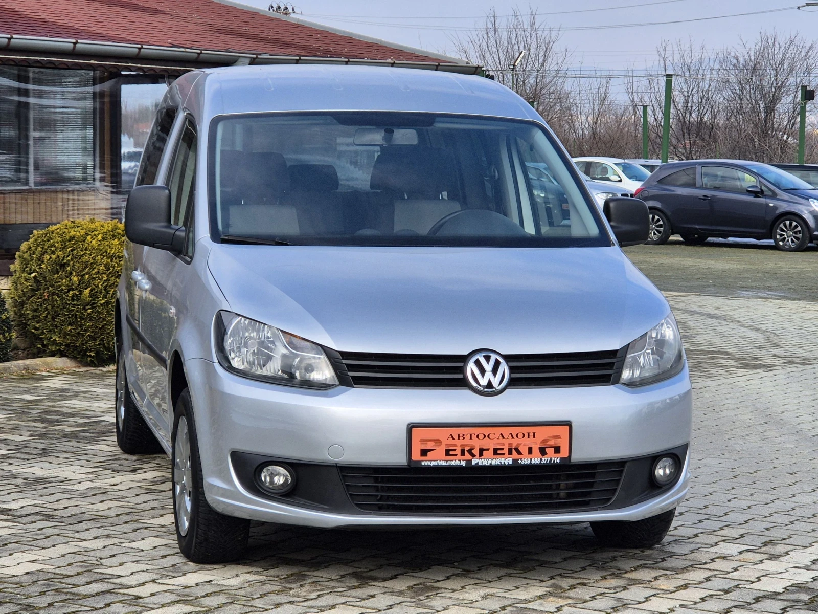 VW Caddy 1.6 TDI 105.к.с. - изображение 4