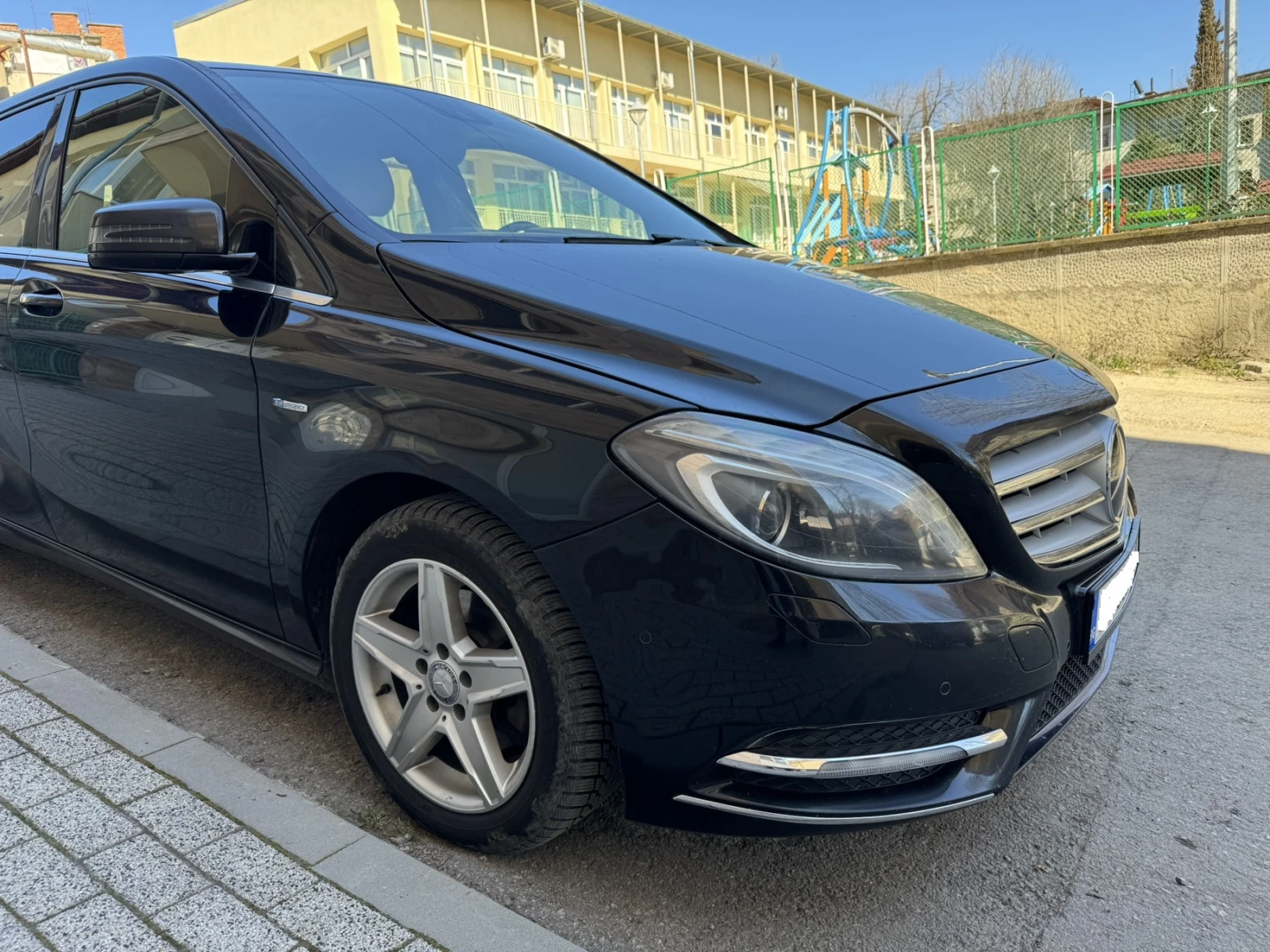 Mercedes-Benz B 200 B200 CDI - изображение 4